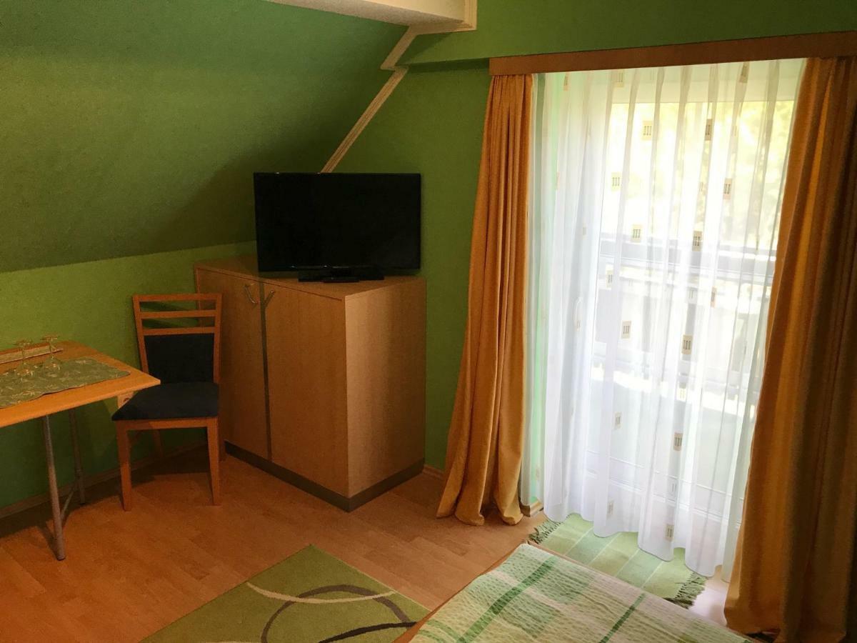 Gaestehaus Lindenhof Jennersdorf Eksteriør bilde